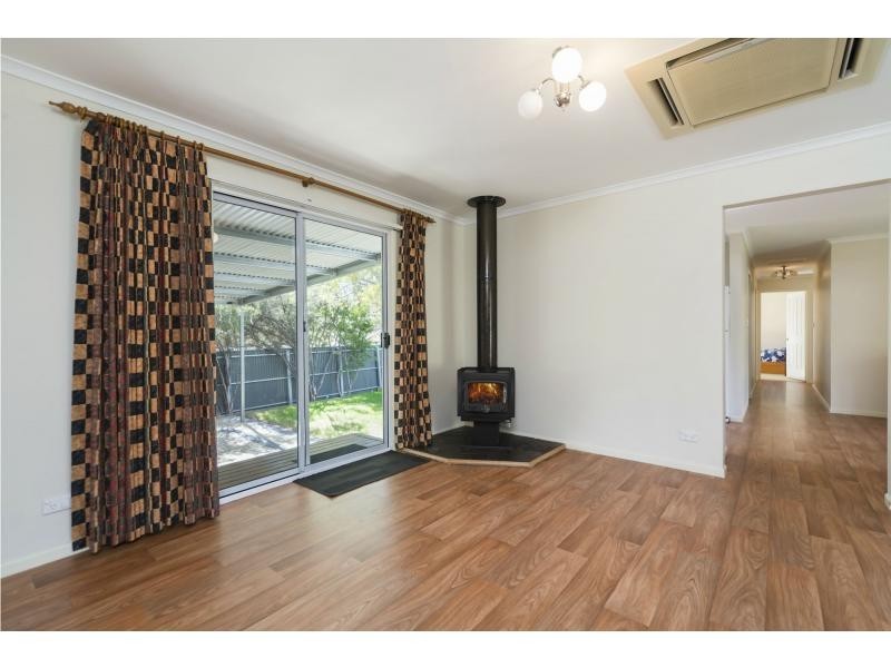 11 WHITEMAN ROAD, Williamstown SA 5351