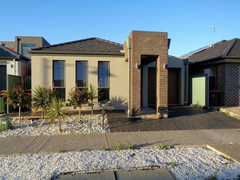 75 Franklin Avenue, Mawson Lakes SA 5095