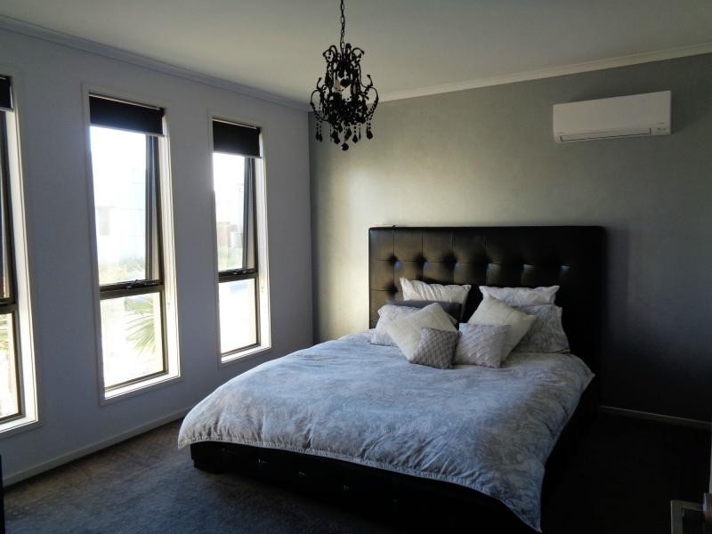 75 Franklin Avenue, Mawson Lakes SA 5095