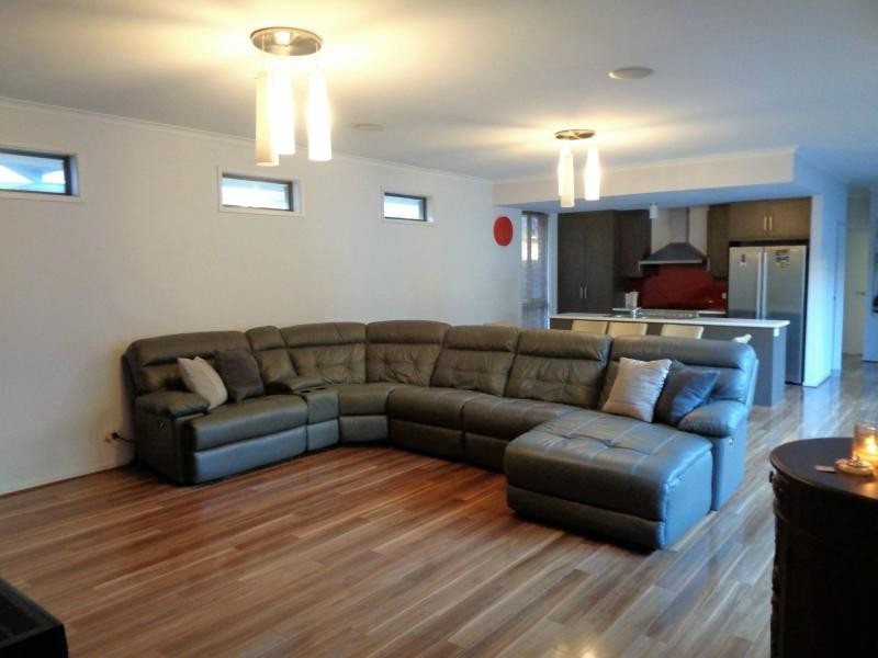 75 Franklin Avenue, Mawson Lakes SA 5095