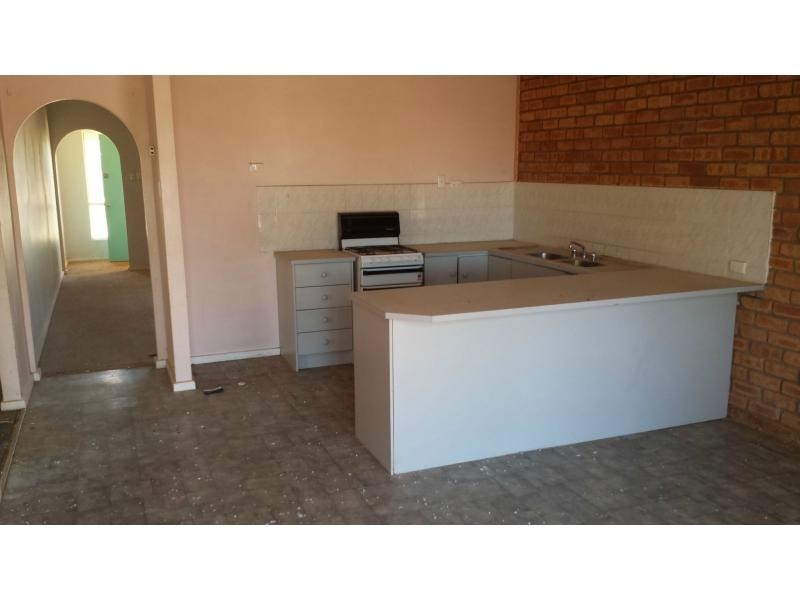 Unit 2/441 WARD STREET, Coober Pedy SA 5723