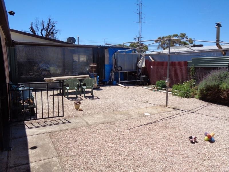 4 ELEVENTH Street, Snowtown SA 5520