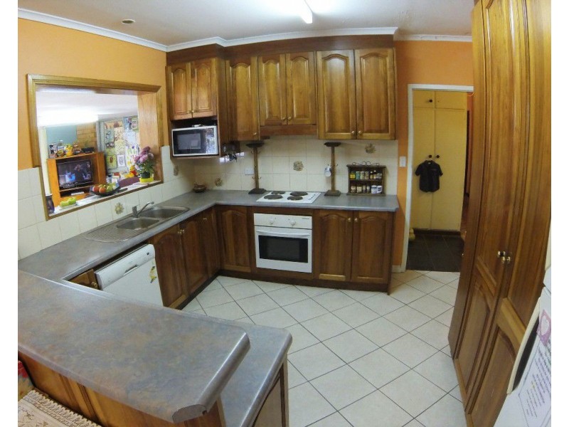 26 Davies Street, Willaston SA 5118