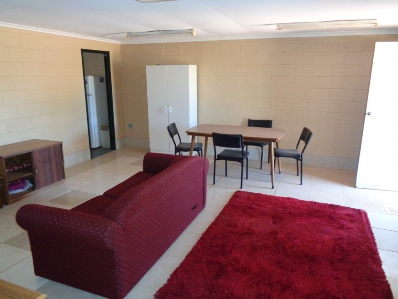 2/6 – 10 Wright Street, Coober Pedy SA 5723