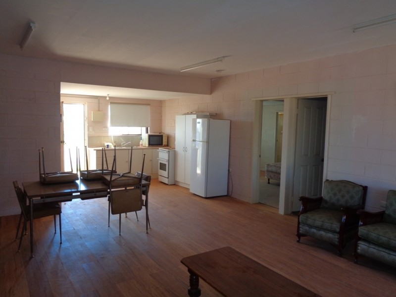 2/10 Wright Street, Coober Pedy SA 5723