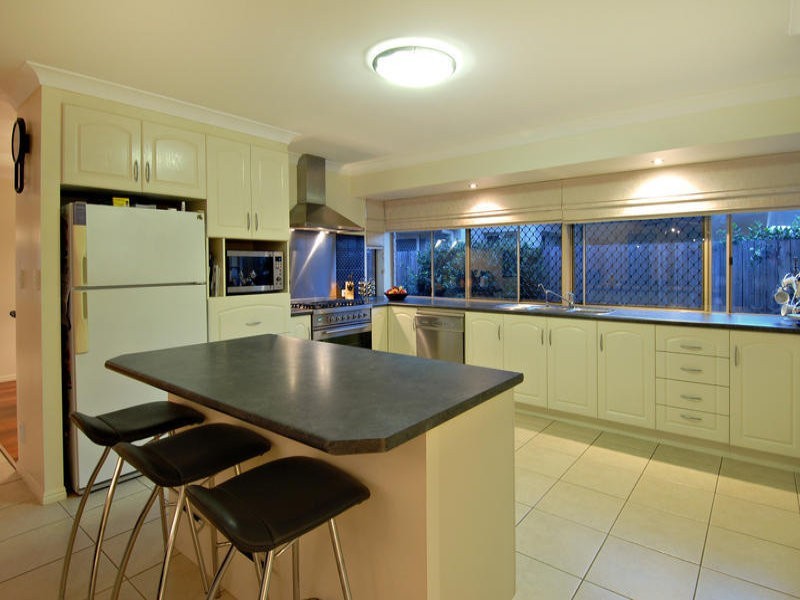 22 Springall Place, Wakerley QLD 4154