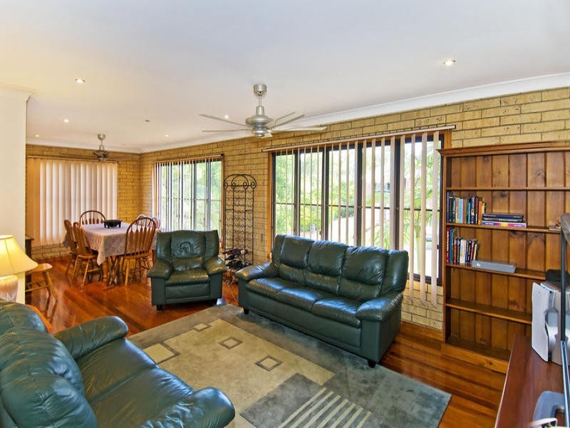 33 Constellation Way, Wynnum QLD 4178