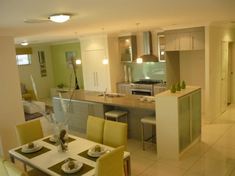 Durack QLD 4077