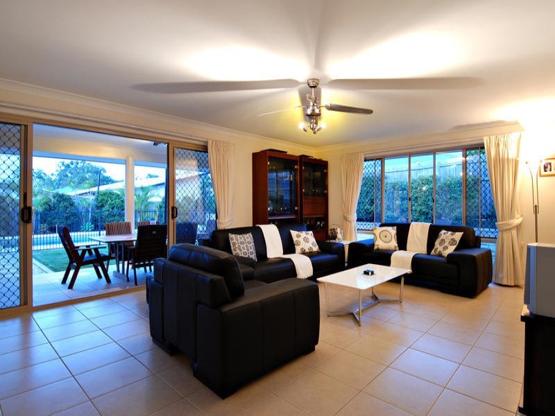 L 735 Springall Place, Wakerley QLD 4154