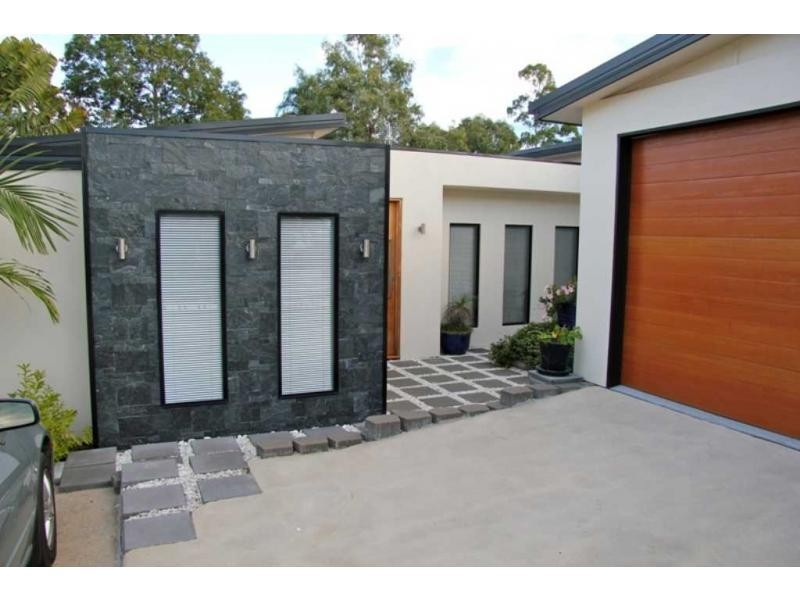5 Narooma Place, Helensvale QLD 4212
