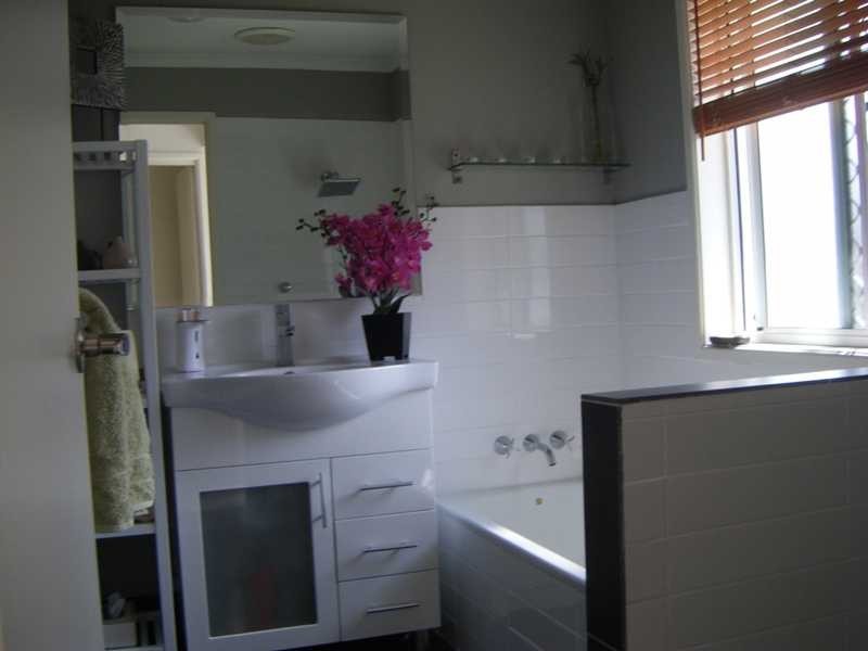 2 Jambi Court, Tanah Merah QLD 4128