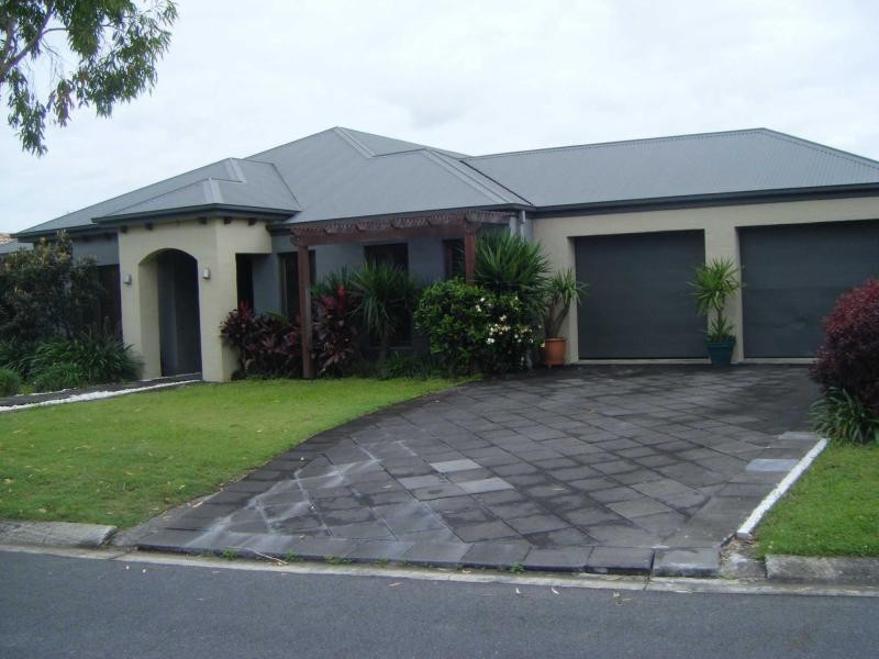 12 Cordata Court, Robina QLD 4226