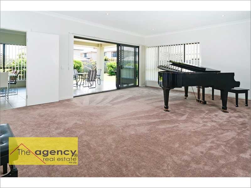 4 Cheddar Court, Carseldine QLD 4034