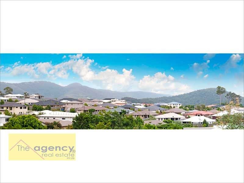11 Codrington Circuit, Pacific Pines QLD 4211