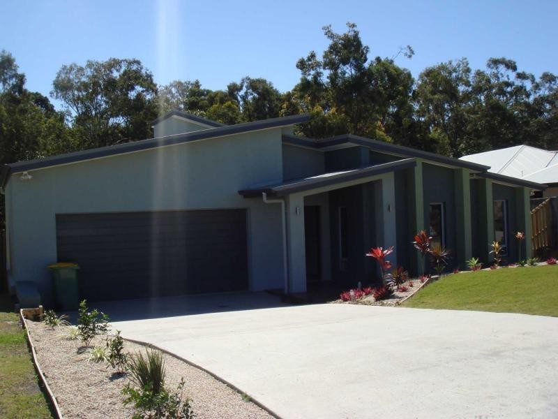 Coomera Waters QLD 4209