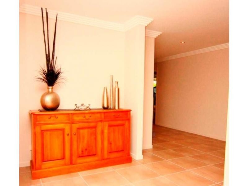 Coomera Waters QLD 4209