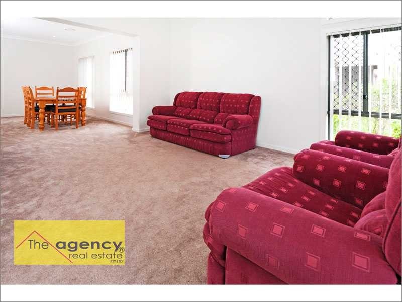 4 Cheddar Crt, Carseldine QLD 4034