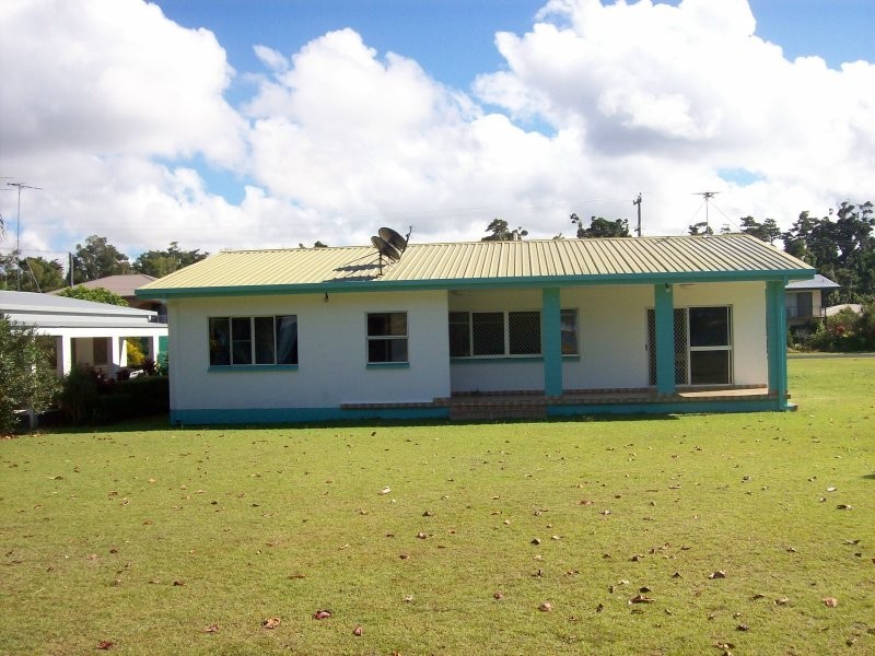 19 Hargreave Street, Kurrimine Beach QLD 4871
