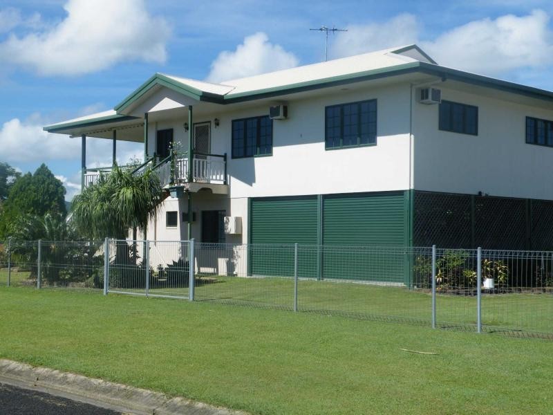 Kurrimine Beach QLD 4871