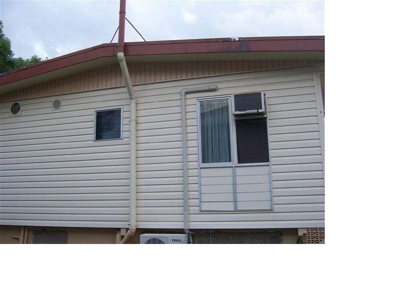 10 HIELSCHER Street, Tully QLD 4854