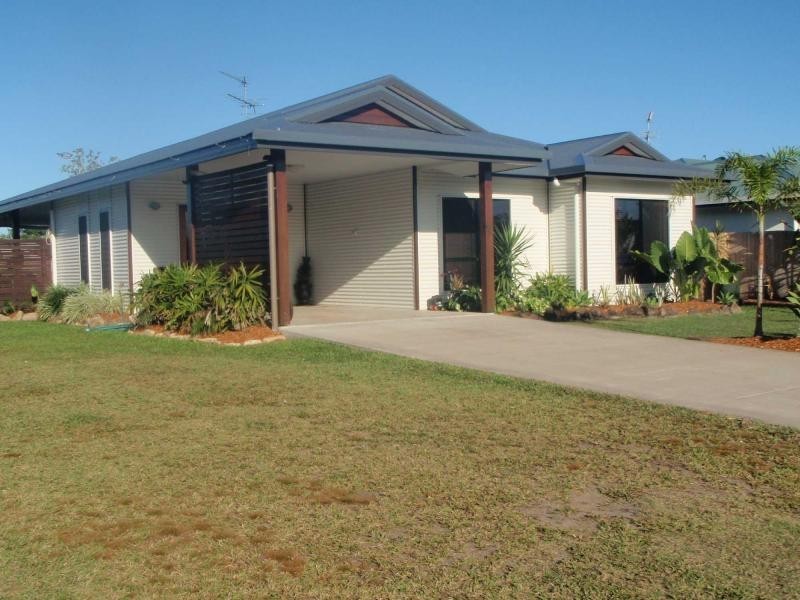 Mission Beach QLD 4852