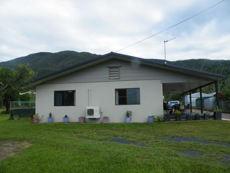 Tully QLD 4854