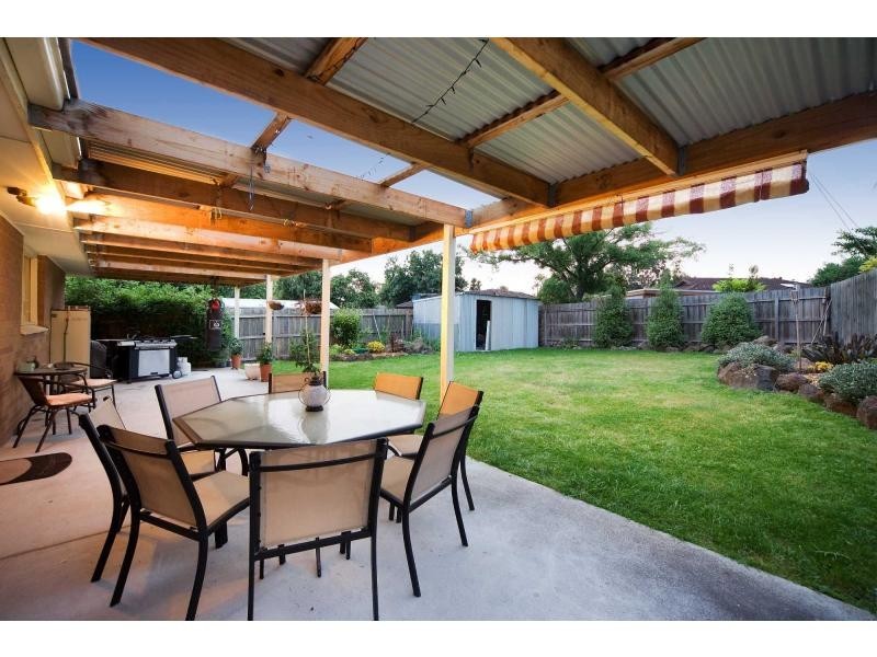 13 Oaklands Crescent, Frankston VIC 3199