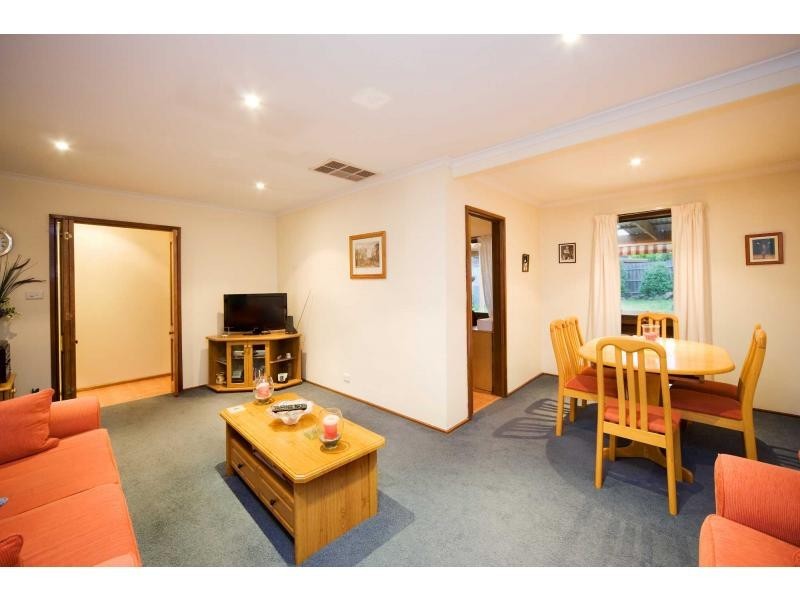 13 Oaklands Crescent, Frankston VIC 3199