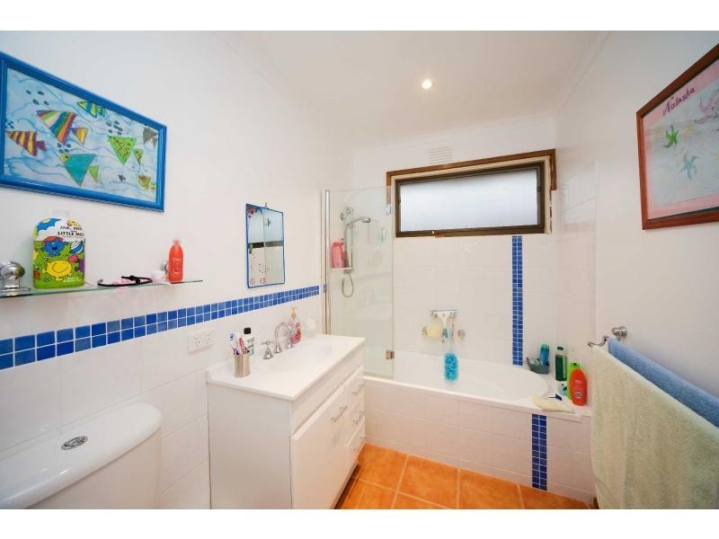 13 Oaklands Crescent, Frankston VIC 3199