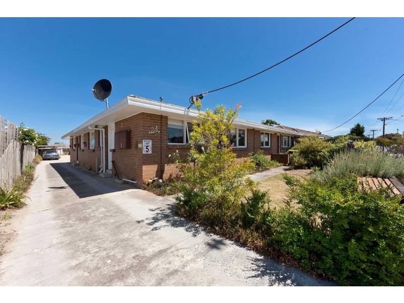 2/24 Golden Avenue, Chelsea VIC 3196