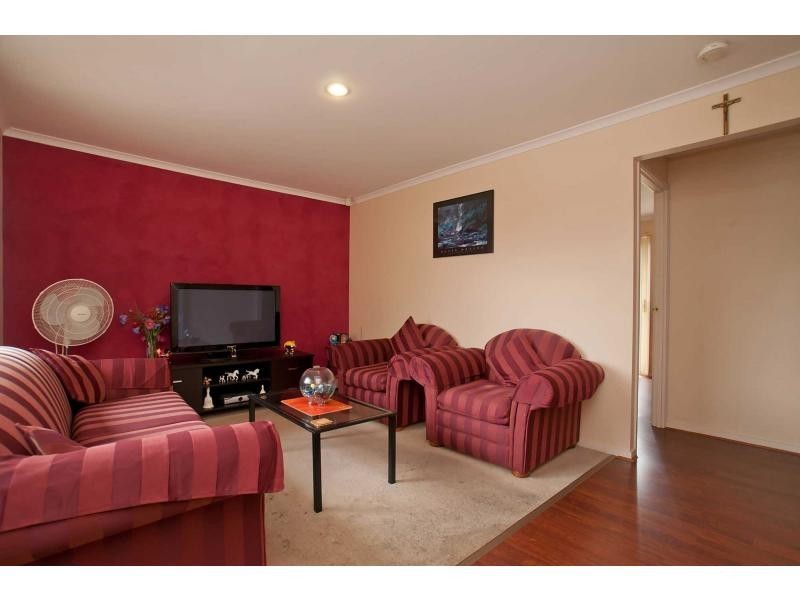 11/2 Allington Place, Langwarrin VIC 3910