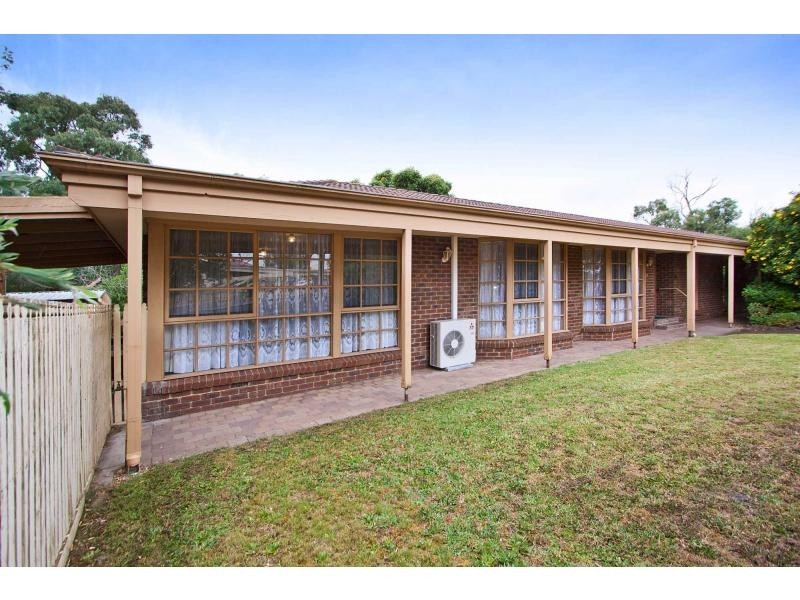 13 Coronet Court, Cranbourne VIC 3977