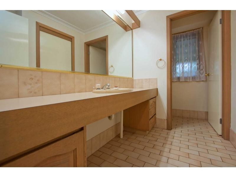 13 Coronet Court, Cranbourne VIC 3977