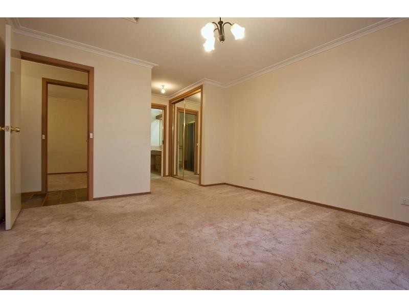 13 Coronet Court, Cranbourne VIC 3977