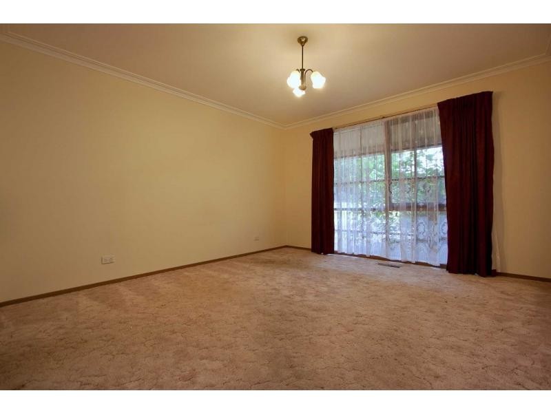 13 Coronet Court, Cranbourne VIC 3977