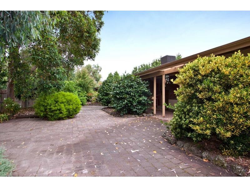 13 Coronet Court, Cranbourne VIC 3977