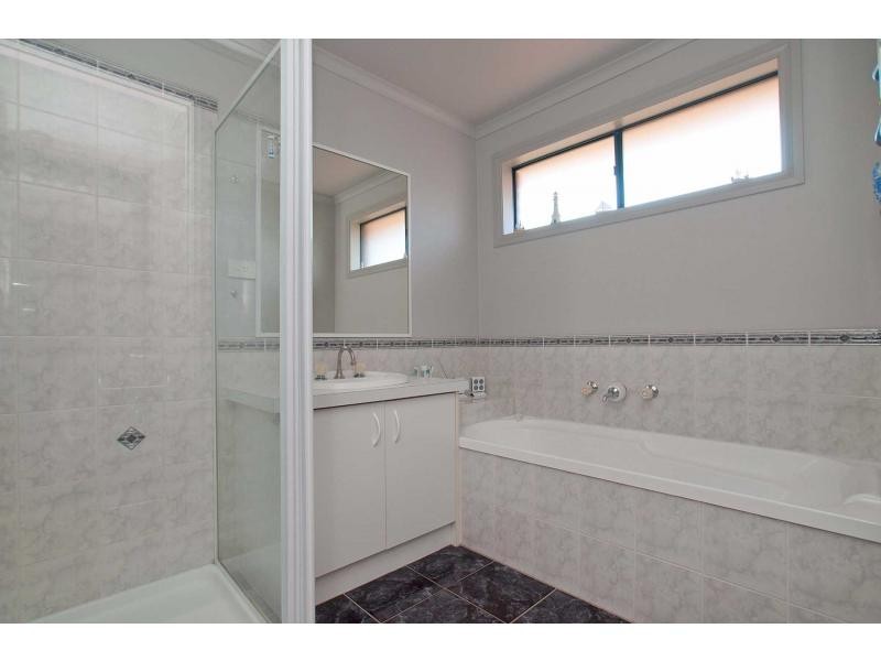 4 Katrina Court, Carrum Downs VIC 3201