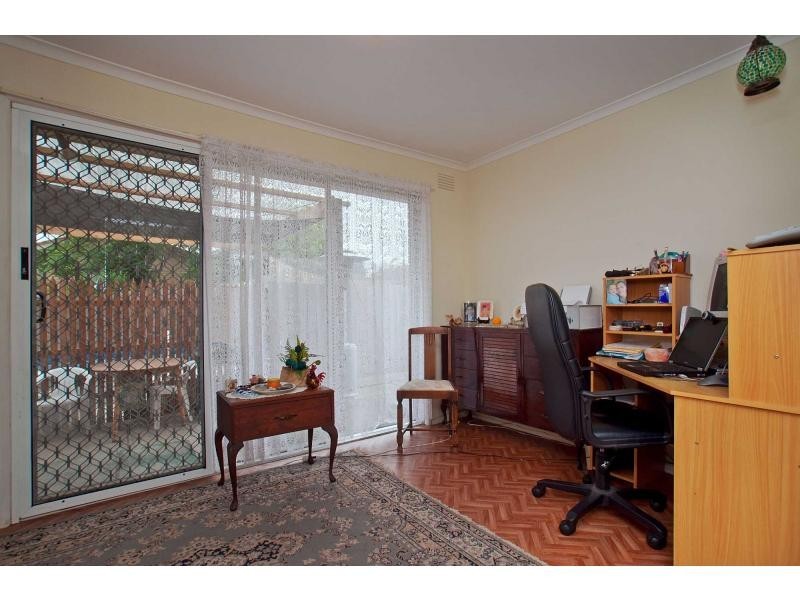 33 Alexander Crescent, Frankston VIC 3199