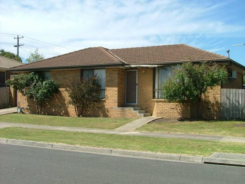 1 Quarrion Drive, Carrum Downs VIC 3201