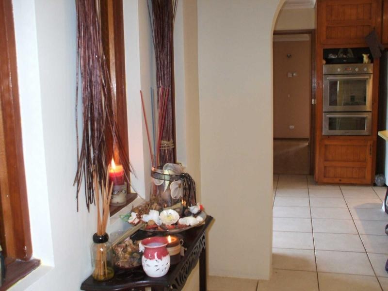 17 Bernard Drive, Melton South VIC 3338