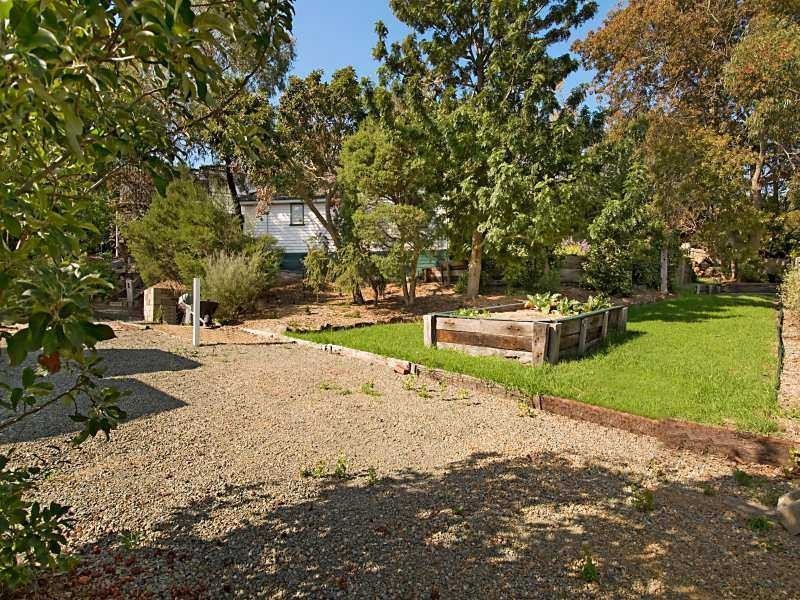 10-12 Liddesdale Avenue, Frankston South VIC 3199
