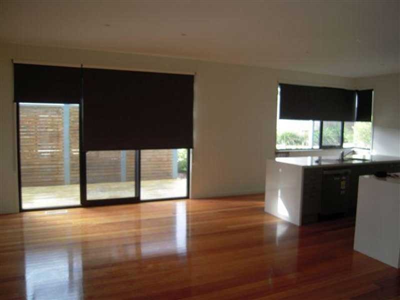 Unit 4/189 Eastbourne Road, Rosebud VIC 3939