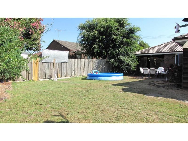 11 Glenview Crescent, Frankston VIC 3199