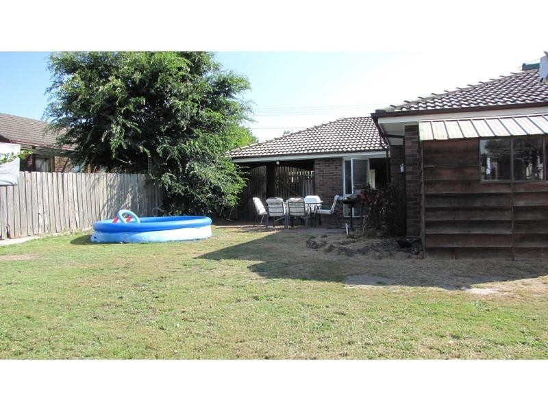 11 Glenview Crescent, Frankston VIC 3199