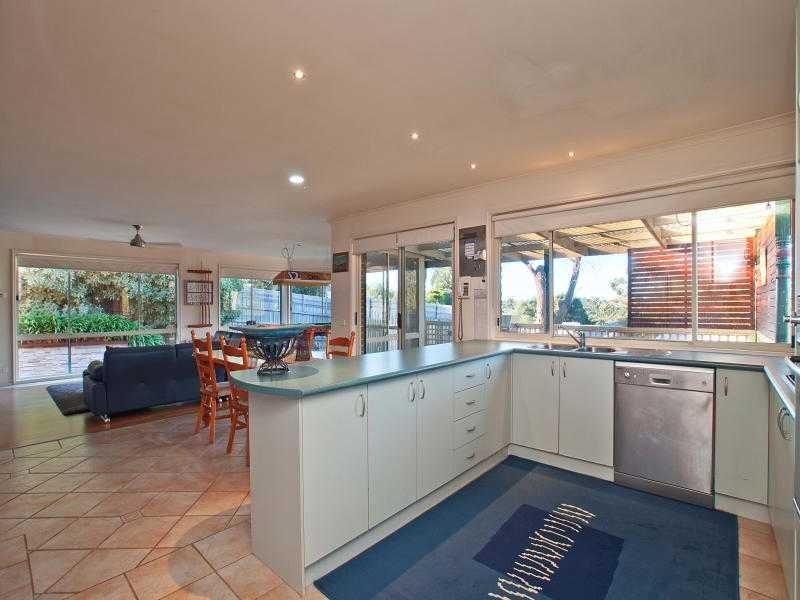 15 Jubilation Court, Frankston South VIC 3199