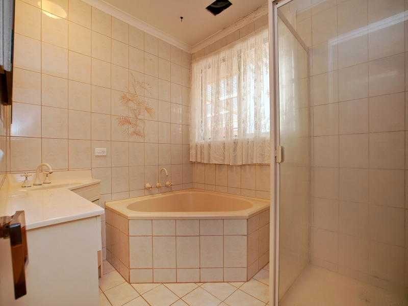 10 Lucerne Crescent, Frankston VIC 3199