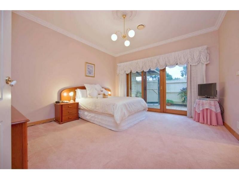 50 Maraline Road, Skye VIC 3977