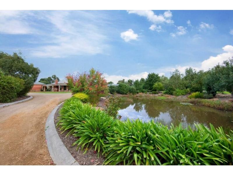 50 Maraline Road, Skye VIC 3977