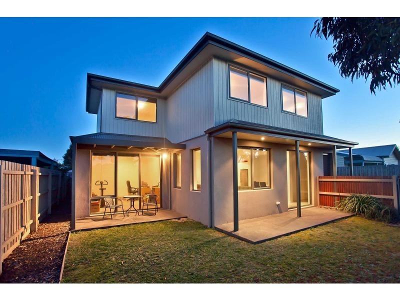 1/28 Johnstone Street, Seaford VIC 3198