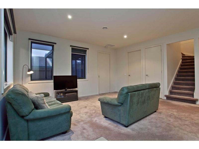 1/28 Johnstone Street, Seaford VIC 3198
